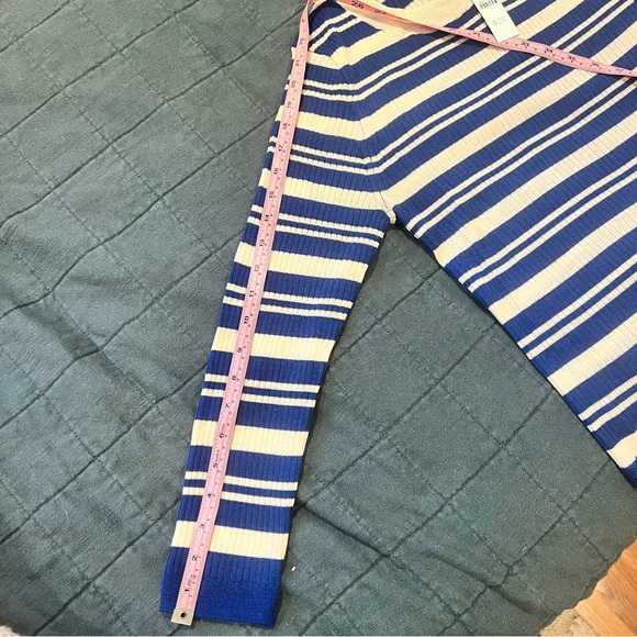 J. Crew NWT M Carolyn three-quarter sleeve sweater - 100% merino wool - Picture 9 of 12